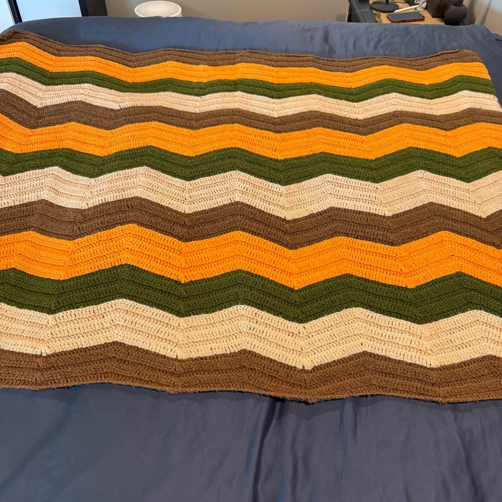 Vintage Fall Handmade Crocheted Afghan Throw Blanket Chevron 53” x 69”